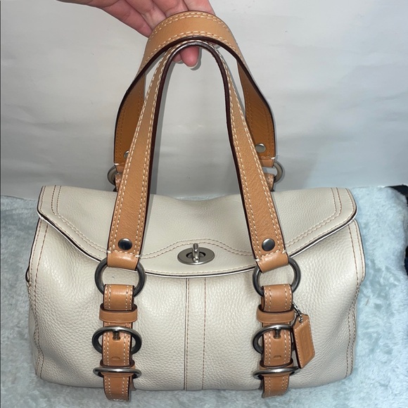 Coach Handbags - Coach ‘Chelsea’ Turnlock Shoulder Bag